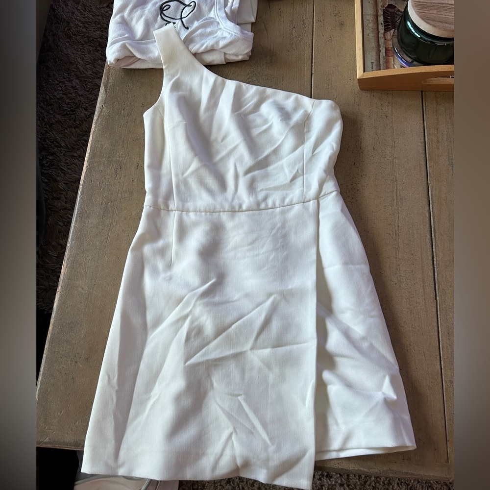 White one shoulder dress